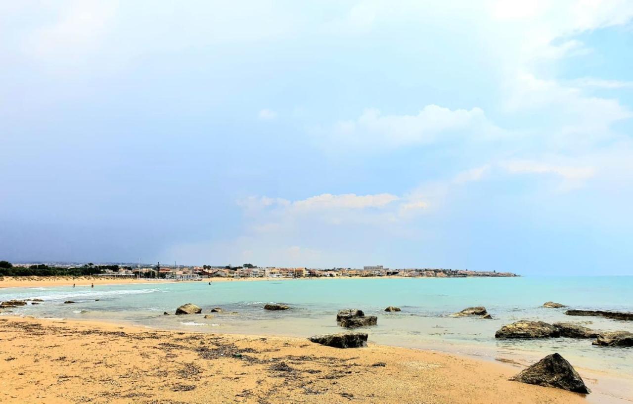 Casa Gio - Appartamenti Vacanze Villaggio Azzurro المظهر الخارجي الصورة